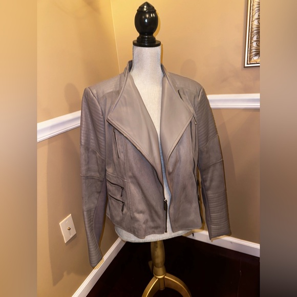 Bcbg jacket new with tags - Picture 3 of 5